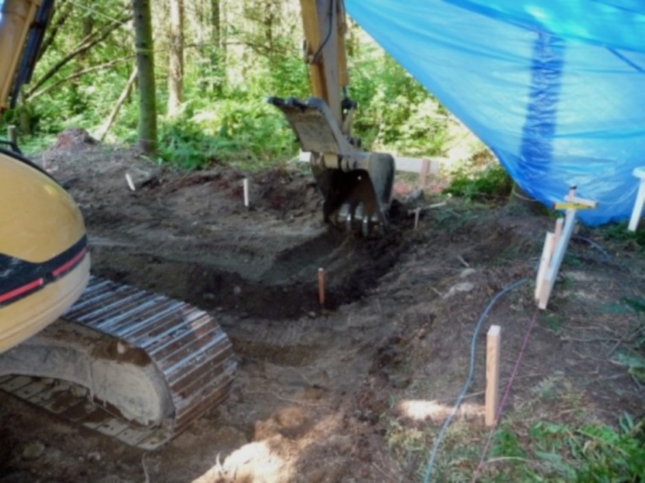 Eval build - Foundation footing trenches start